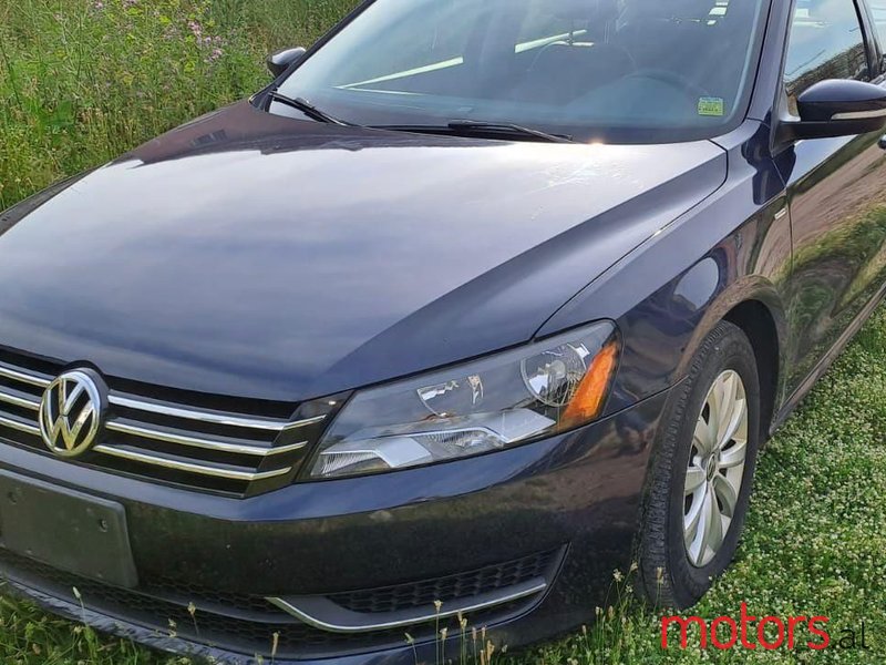 2014' Volkswagen Passat photo #1