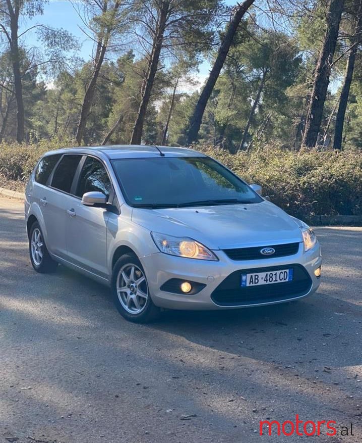 2010' Ford Focus photo #1