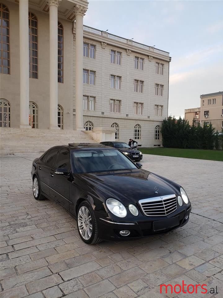 2007' Mercedes-Benz E 320 photo #6