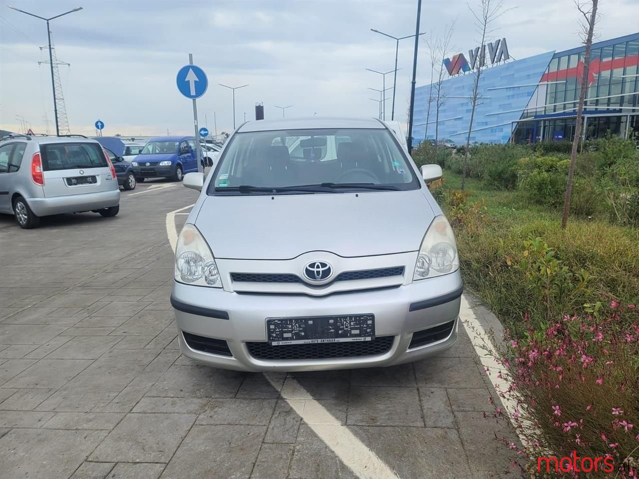 2005' Toyota Corolla Verso photo #5