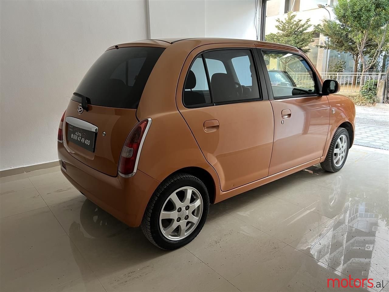 2007' Daihatsu Trevis photo #2