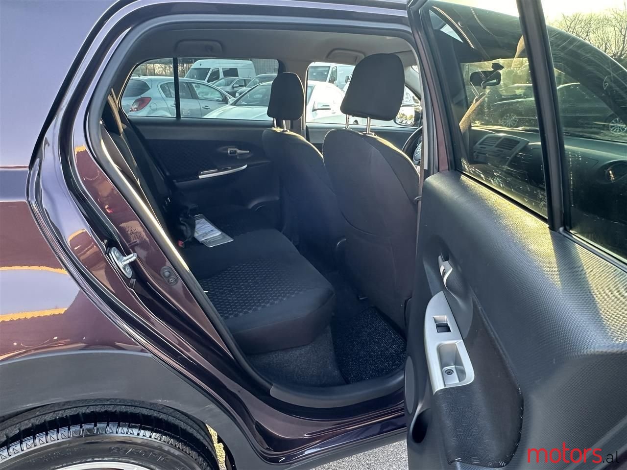 2009' Toyota Urban Cruiser photo #2