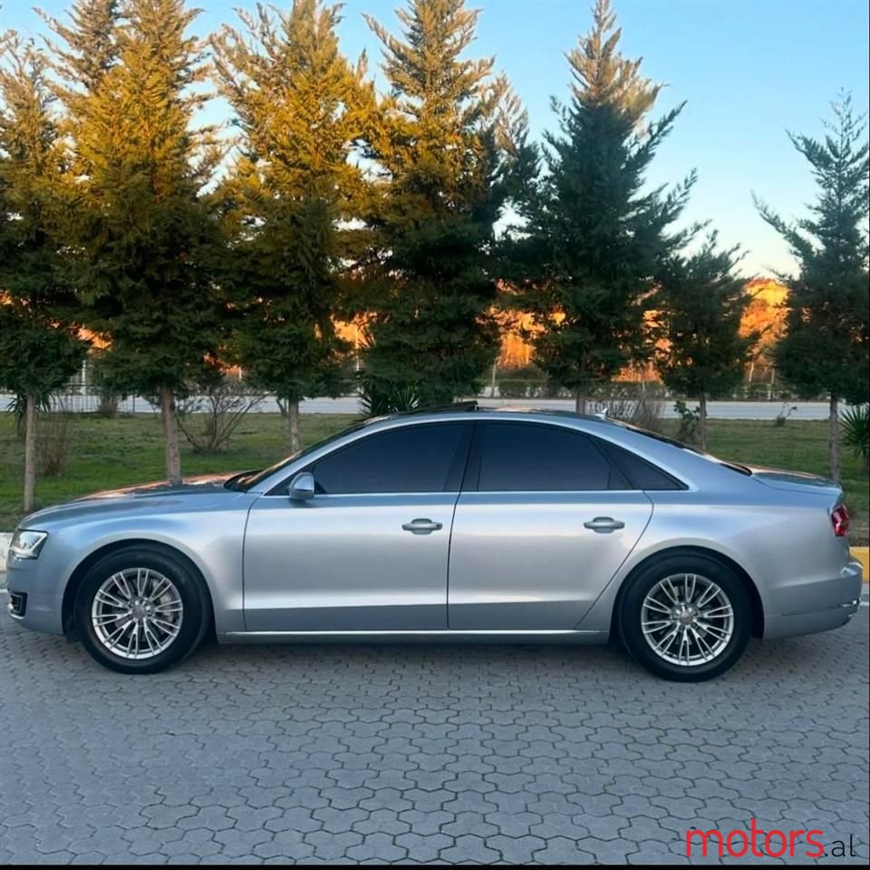 2015' Audi A8 photo #4