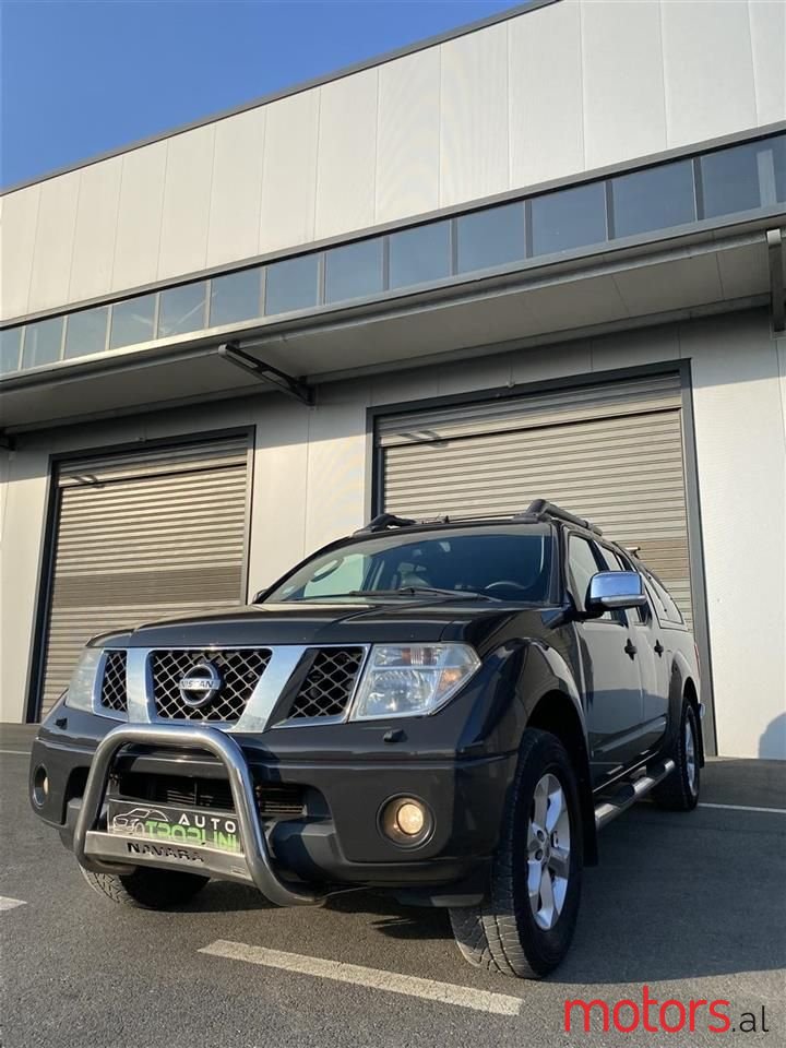 2009' Nissan Navara photo #3