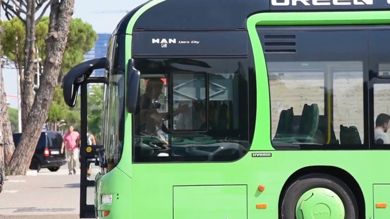 Autobusët “Go Green”, Rama: Në gusht nis linja e madhe me 66 stacione