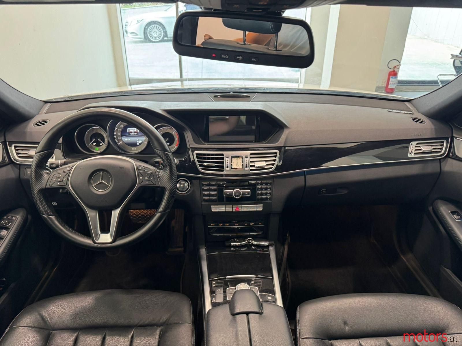 2014' Mercedes-Benz E 220 photo #4