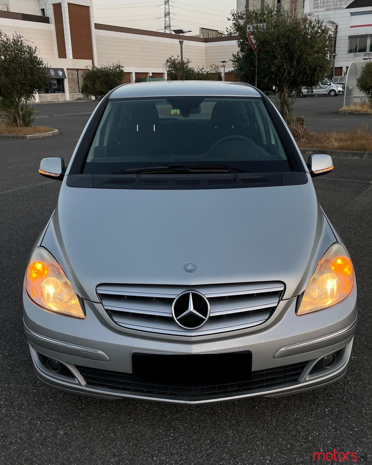 2010' Mercedes-Benz B 170 photo #1