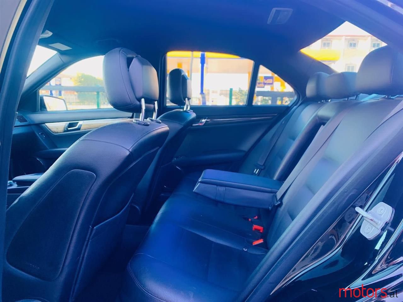 2009' Mercedes-Benz C 320 photo #6