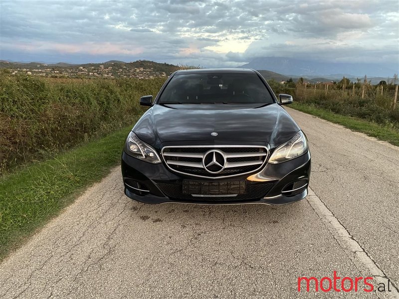 2014' Mercedes-Benz E 220 photo #5