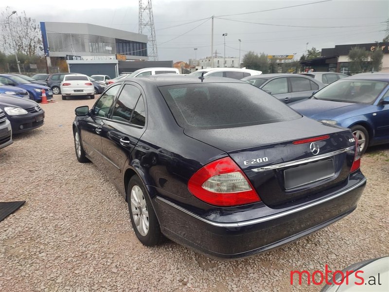 2009' Mercedes-Benz E 200 photo #5