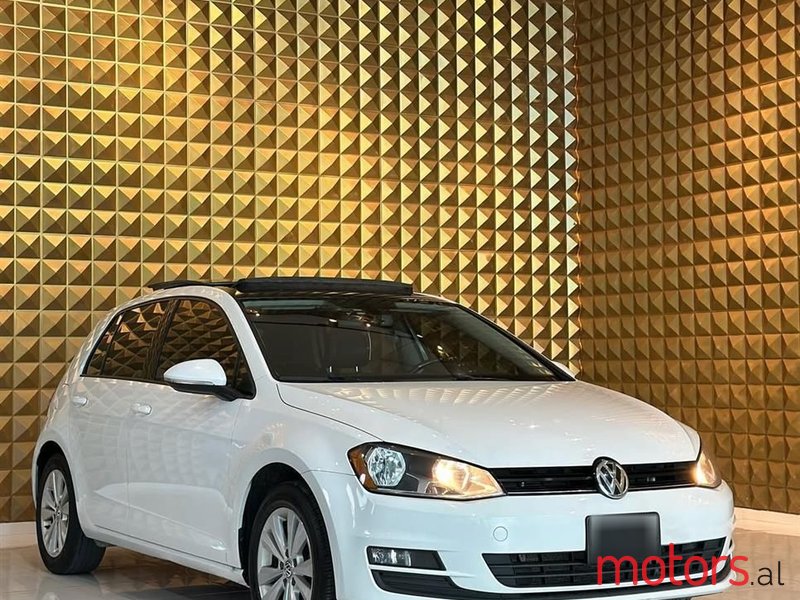 2016' Volkswagen Golf photo #5