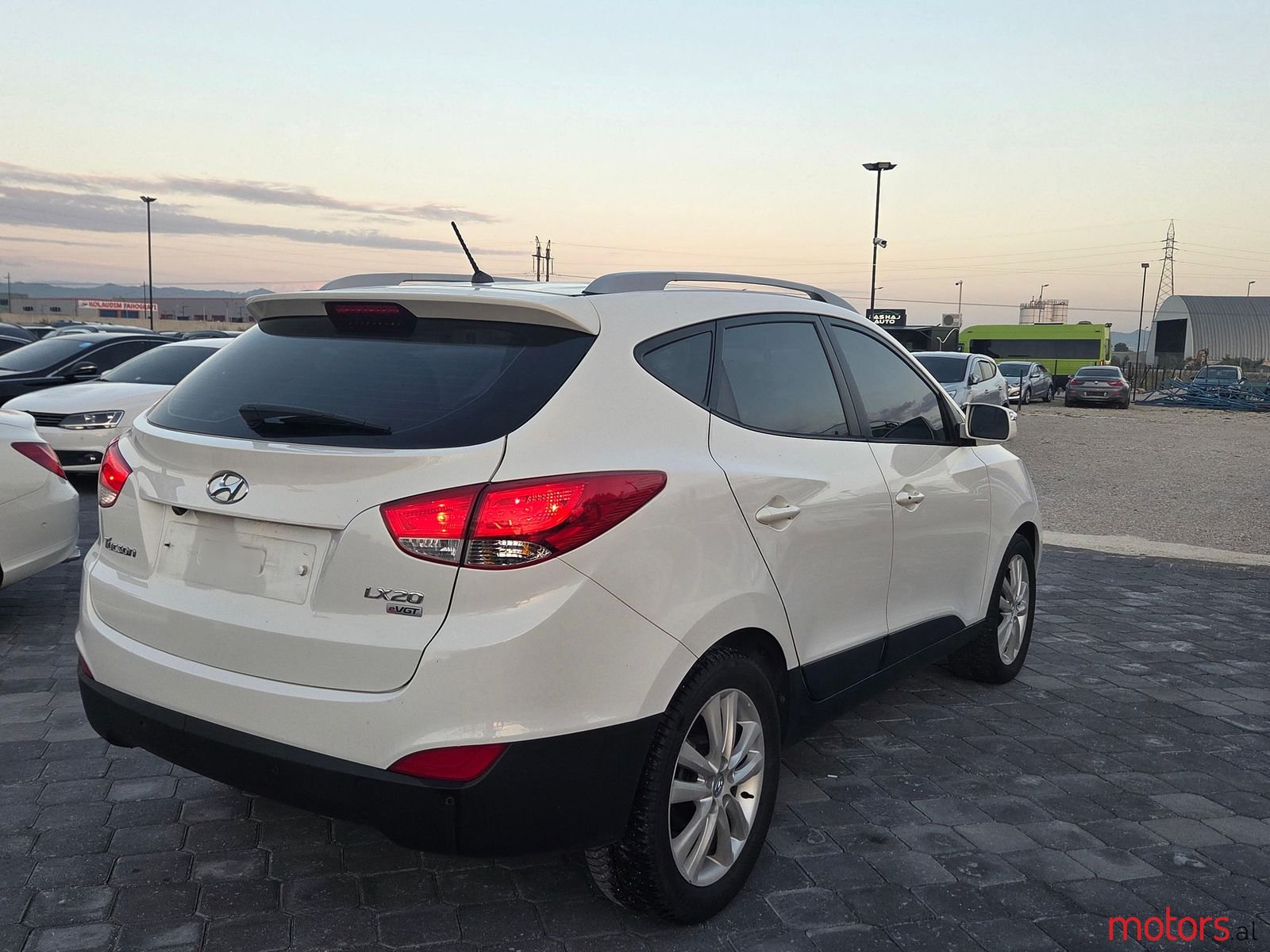2012' Hyundai Tucson photo #3