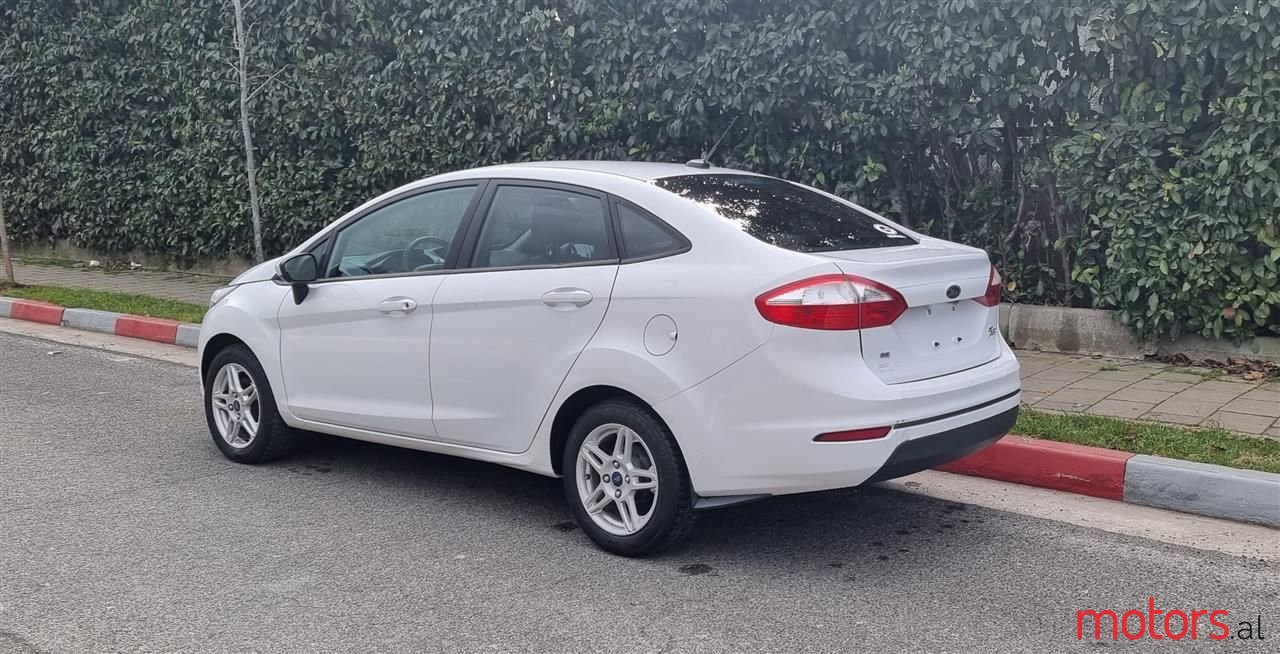 2018' Ford Fiesta photo #5