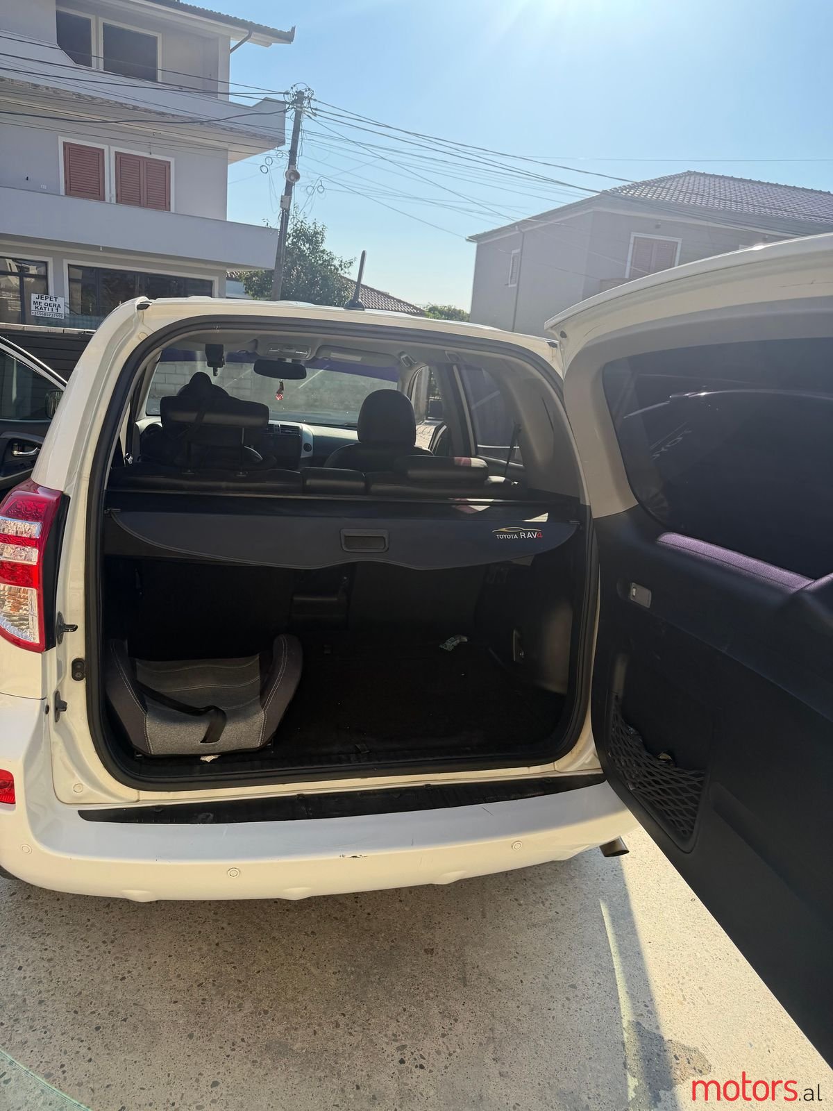 2011' Toyota RAV4 photo #4