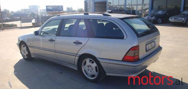 2000' Mercedes-Benz C-Class photo #3