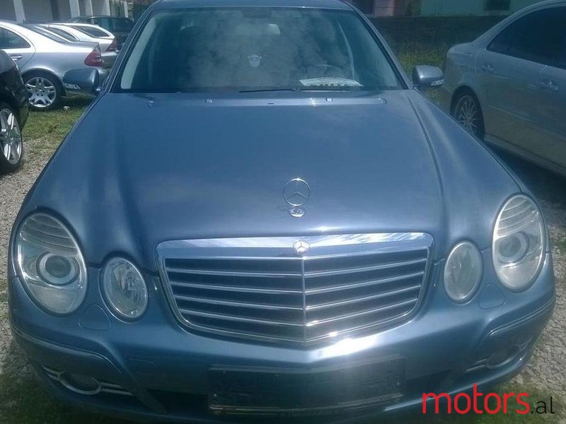 2007' Mercedes-Benz 220 photo #1