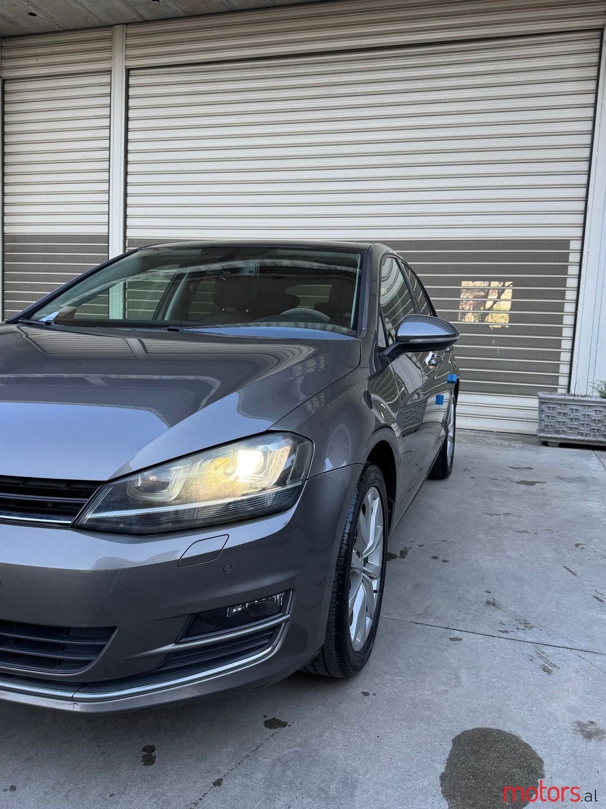 2015' Volkswagen e-Golf photo #2