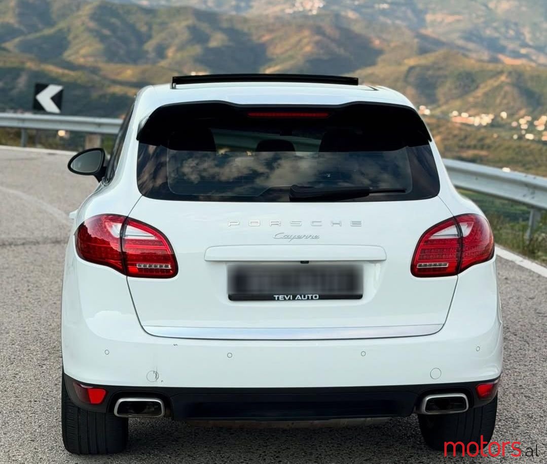 2014' Porsche Cayenne photo #4