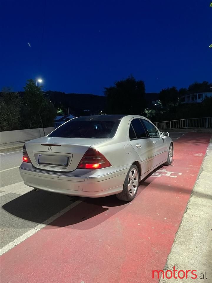 2001' Mercedes-Benz C 220 photo #4