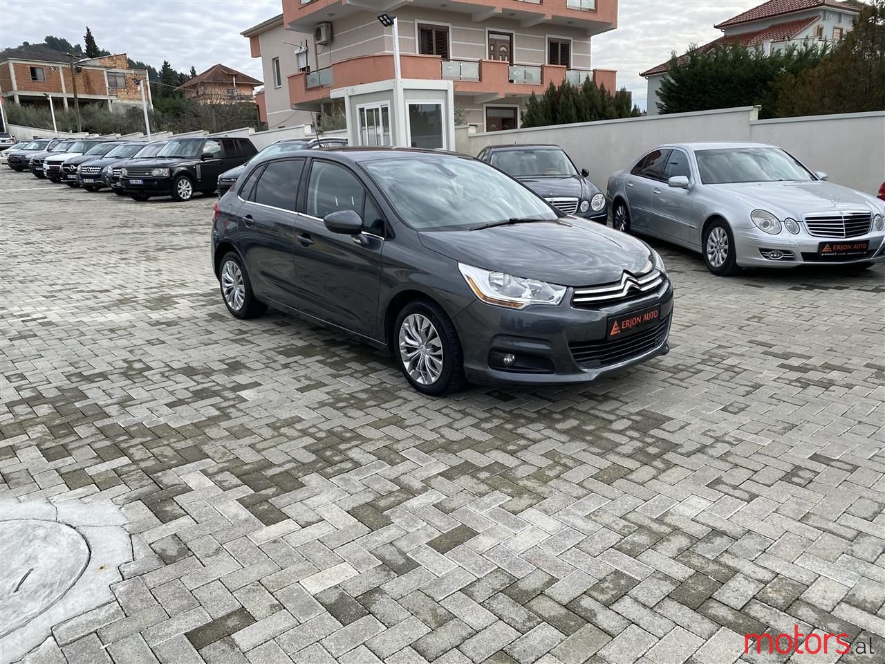 2013' Citroen C4 photo #2