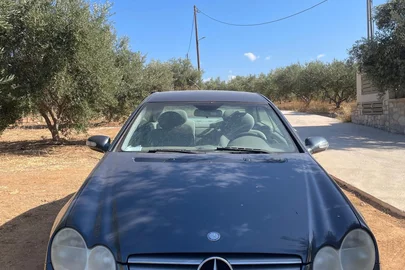 2002' Mercedes-Benz 200
