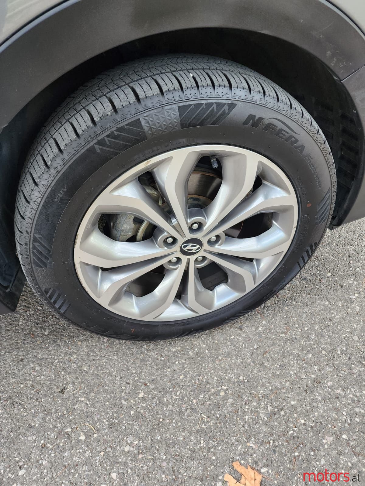 2013' Hyundai Santa Fe photo #6