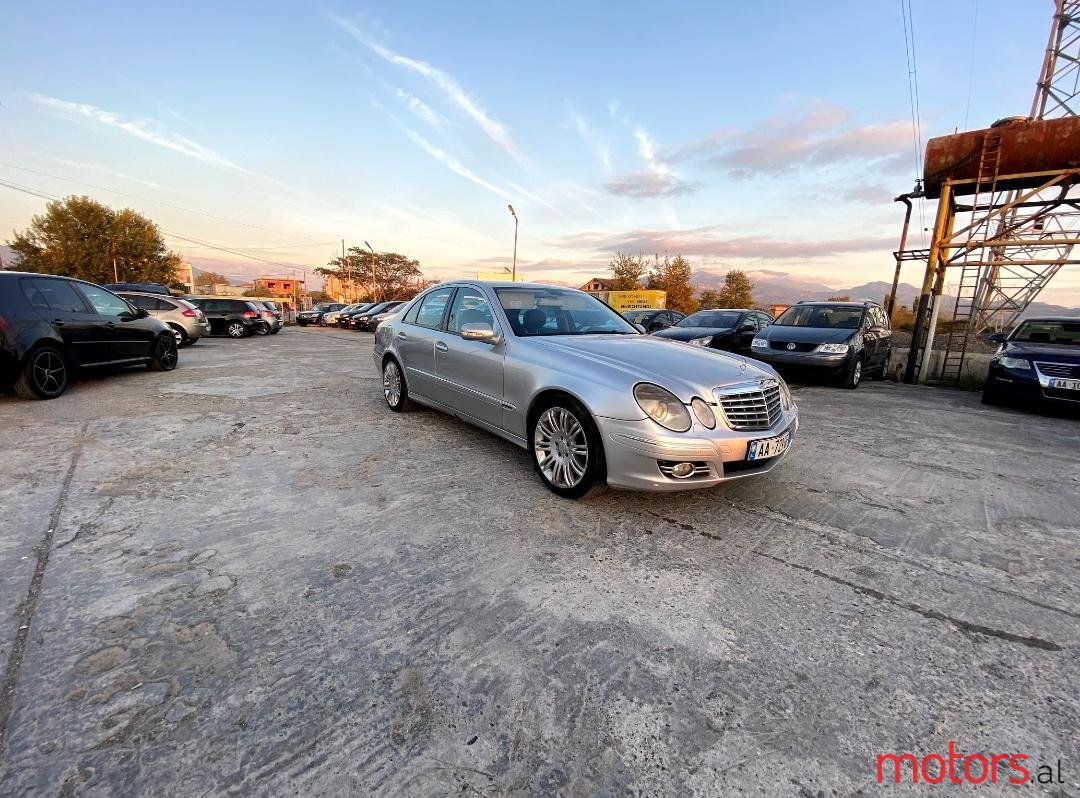 2008' Mercedes-Benz 280 photo #4