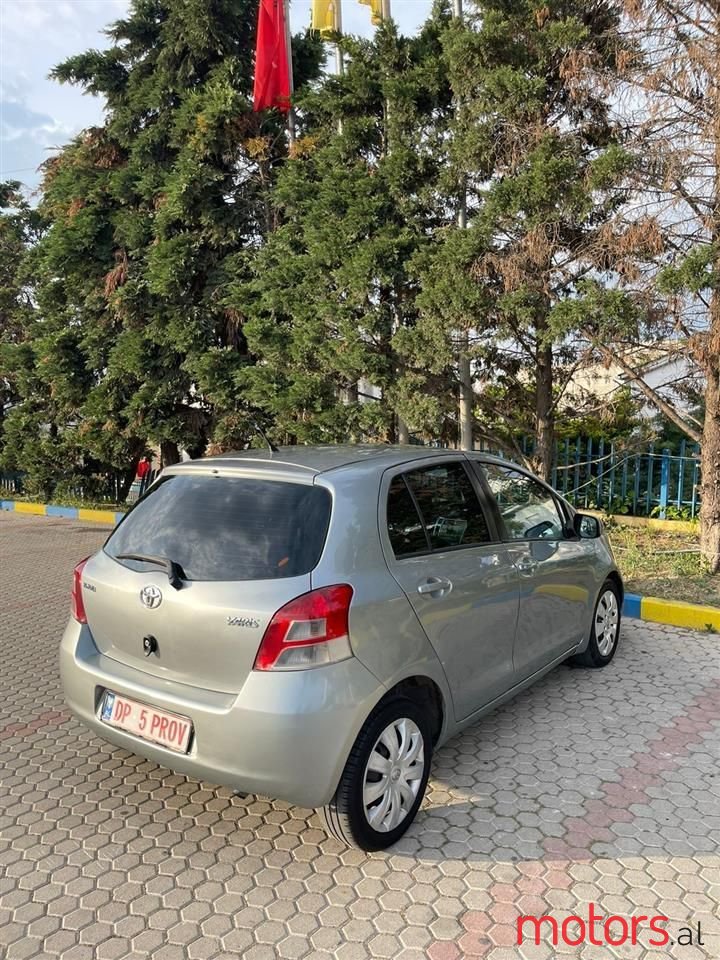 2007' Toyota Yaris photo #6