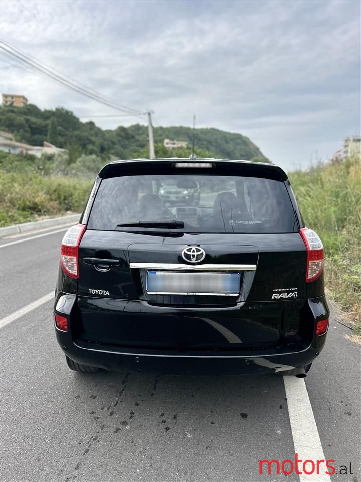 2010' Toyota RAV4 photo #4