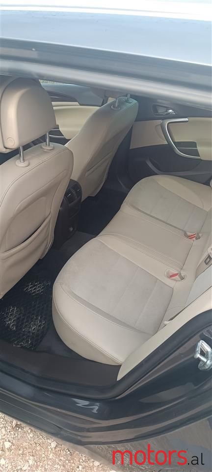 2011' Opel Insignia photo #5