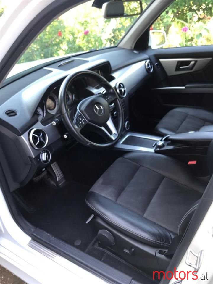 2014' Mercedes-Benz GLK 220 photo #5