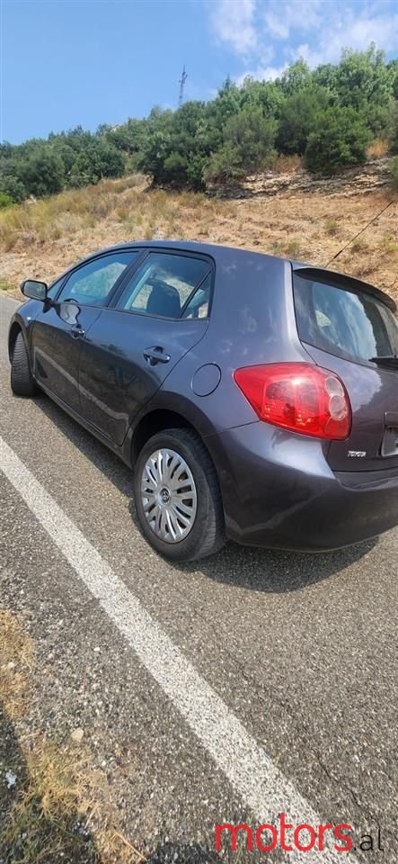 2008' Toyota Auris photo #4
