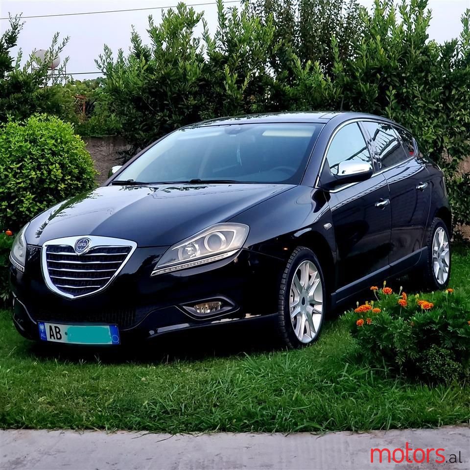 2010' Lancia Delta photo #3