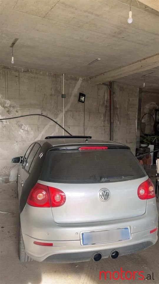 2006' Volkswagen Golf photo #3