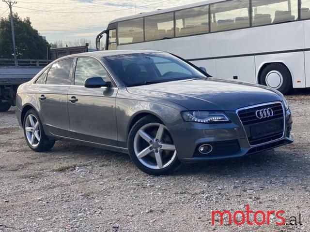 2012' Audi A4 photo #3