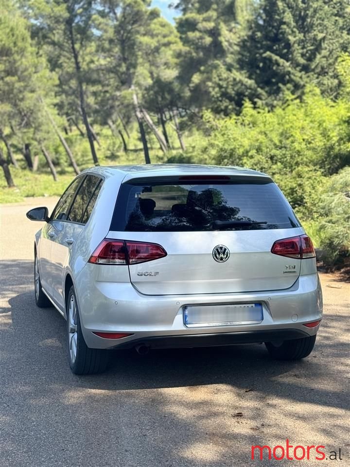 2014' Volkswagen Golf photo #5