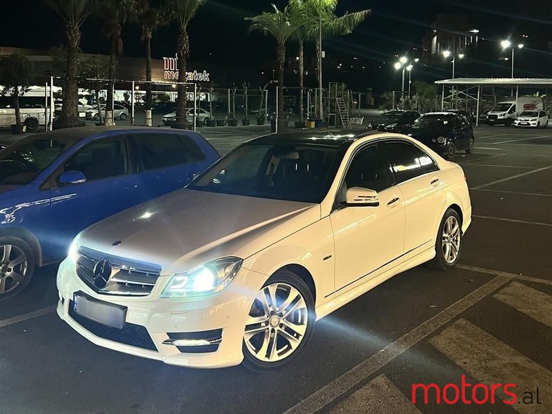 2012' Mercedes-Benz C 220 photo #1