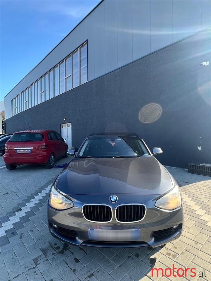 2012' BMW 118 photo #1