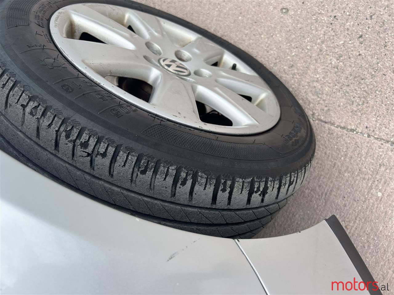 2006' Volkswagen Passat photo #4