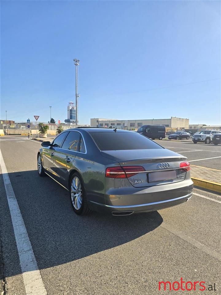 2015' Audi A8 photo #4
