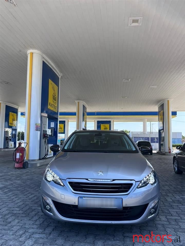 2014' Peugeot 308 photo #2