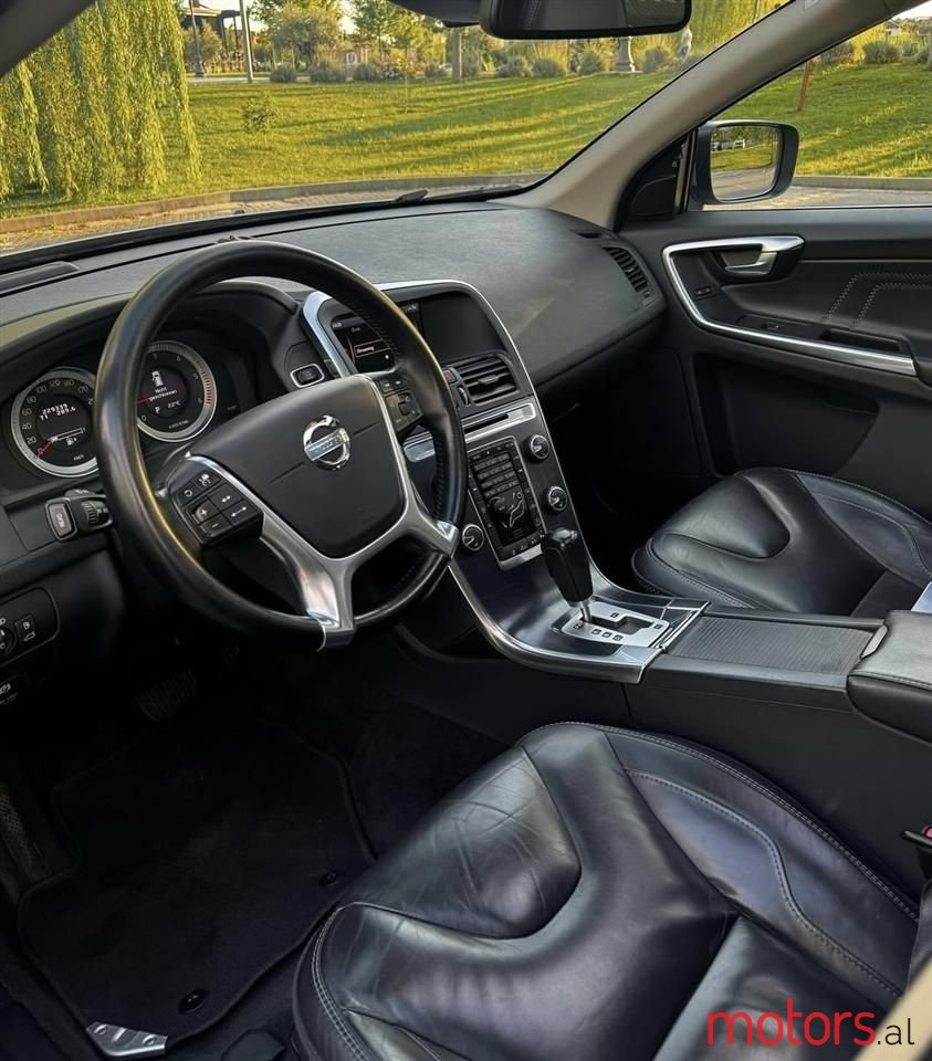 2012' Volvo Xc 60 photo #5