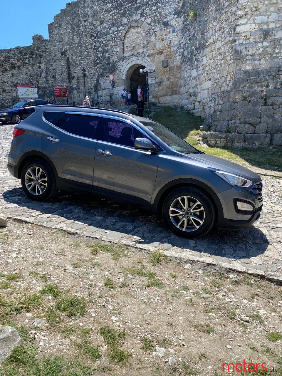 2014' Hyundai Santa Fe photo #3