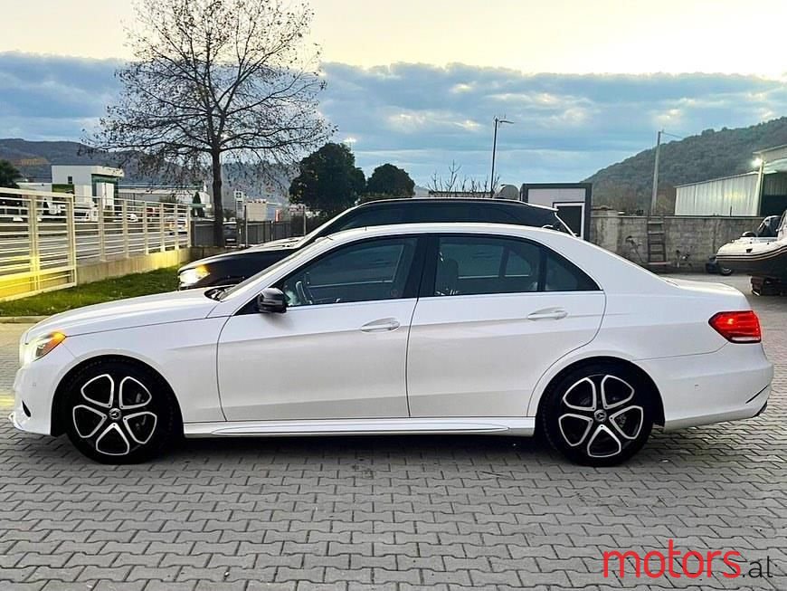 2014' Mercedes-Benz E 250 photo #5