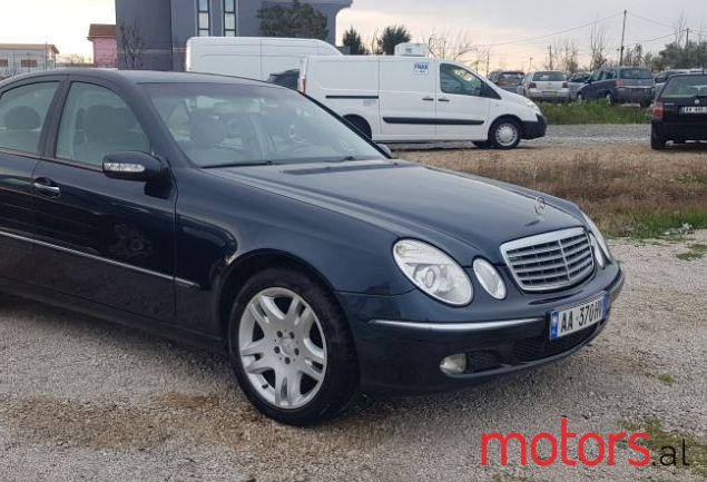 2003' Mercedes-Benz E-Class photo #1