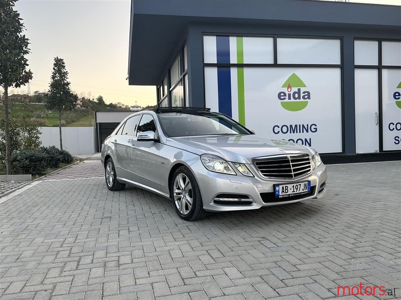 2012' Mercedes-Benz 220 photo #3