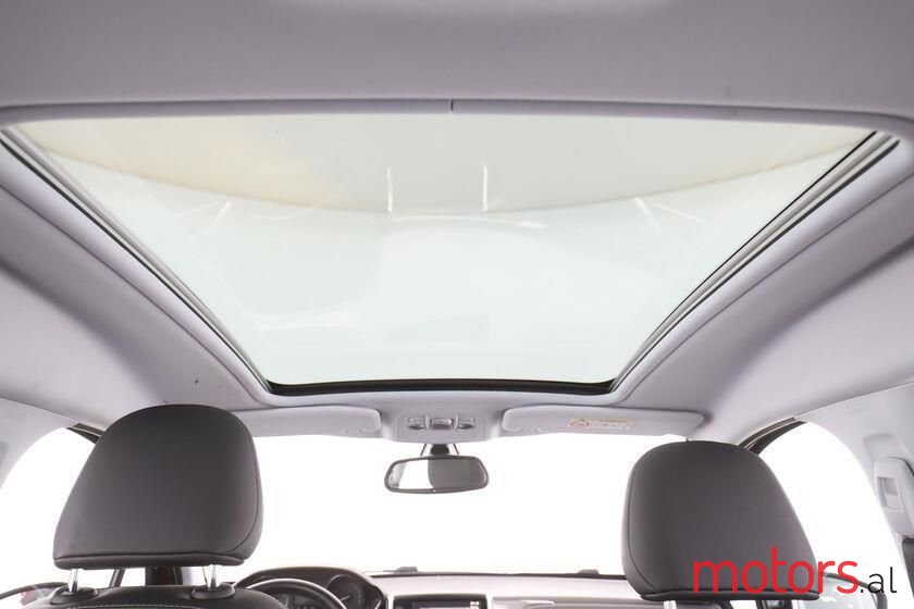 2016' Peugeot 2008 photo #6