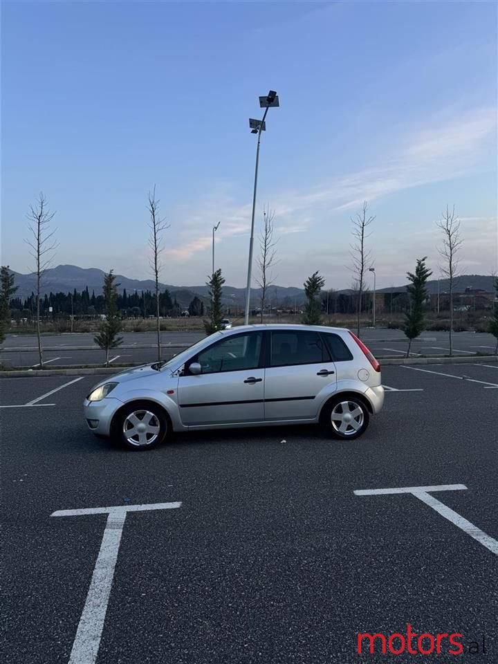 2003' Ford Fiesta photo #5