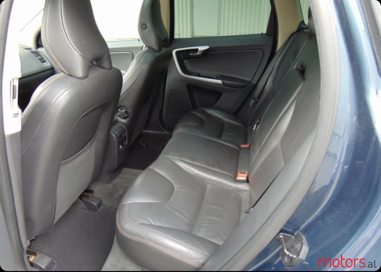 2010' Volvo Xc 60 photo #2