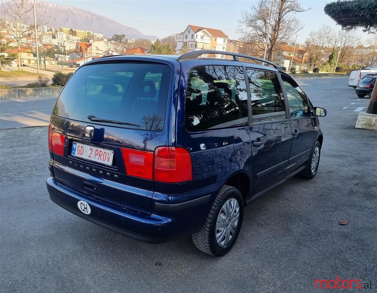 2008' SEAT Alhambra photo #5
